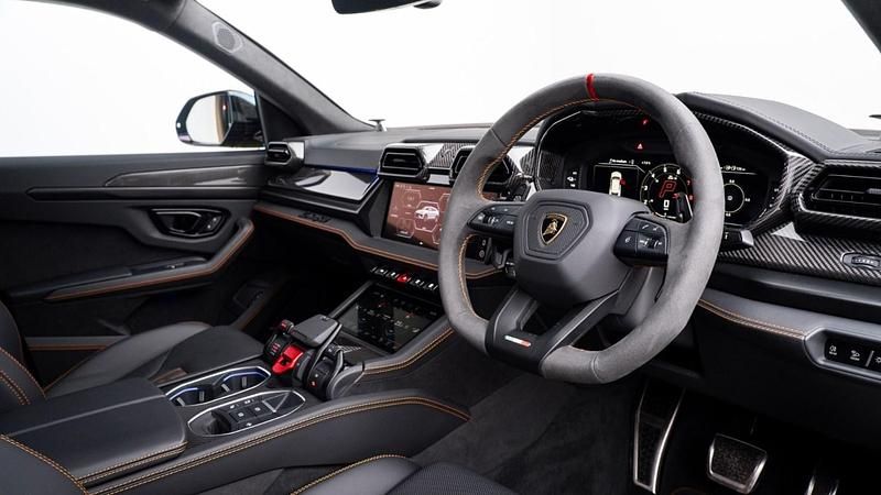 Used Lamborghini Urus 2025 Black SUV