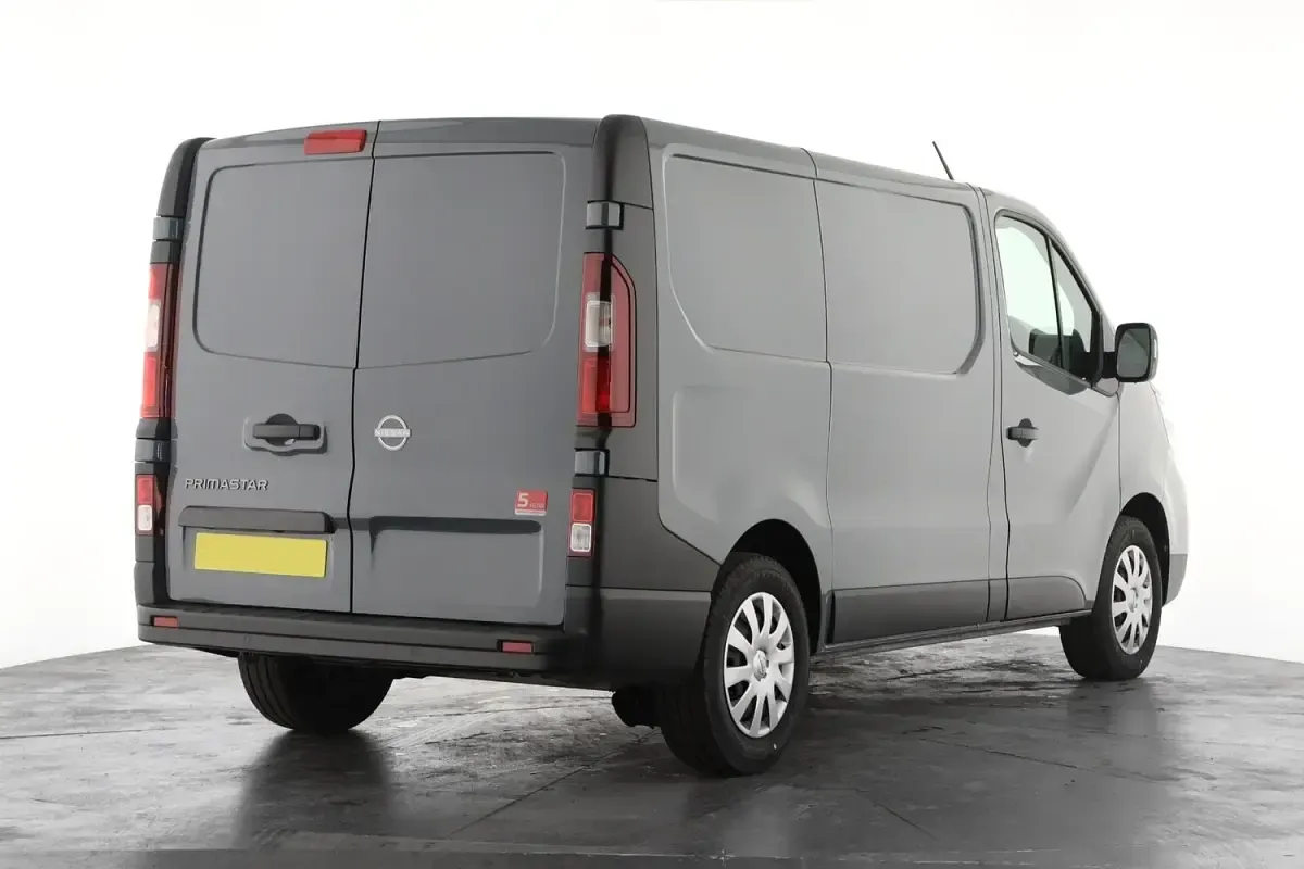 New Nissan Primastar Acenta 130 HP (95 kW) 2026 Grey MPV