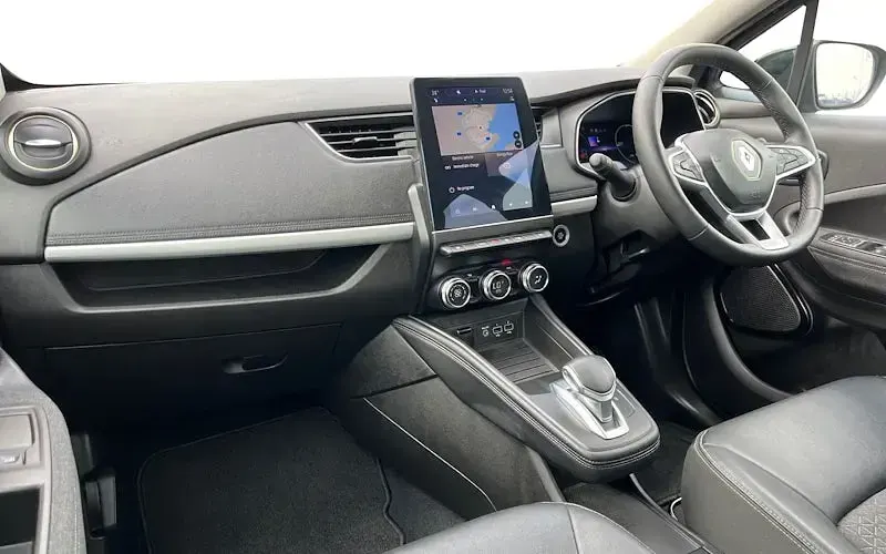 Used Renault Zoe Iconic 100 kW (136 HP) 2024 Hatchback