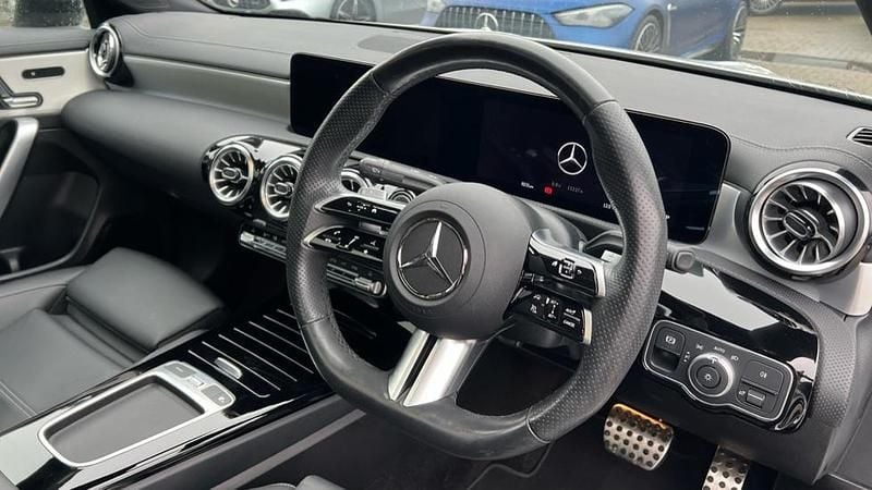 Used Mercedes CLA180 AMG Line Premium Plus 136 HP (100 kW) 2024 White Sedan