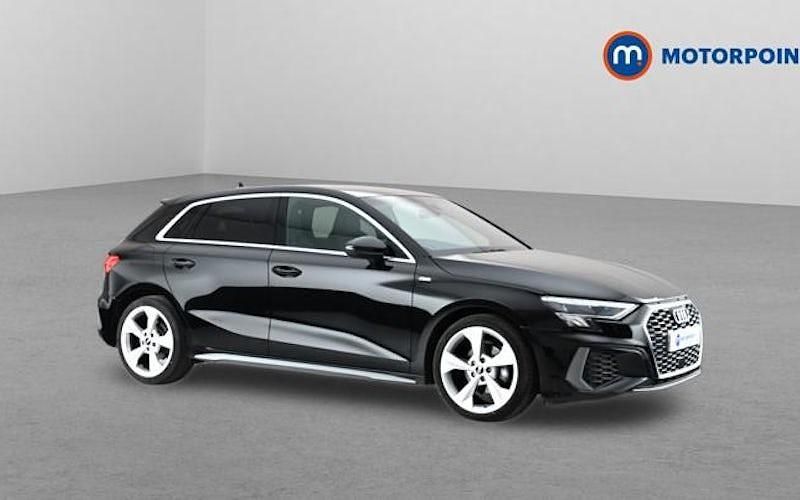 Second-hand Audi A3 Sportback S-Line 110 CP (80 kW) 2024 Hatchback
