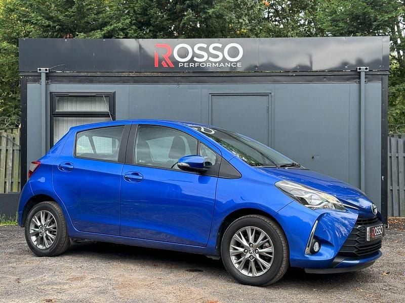 Usado Toyota Yaris 2017 Azul Citadino