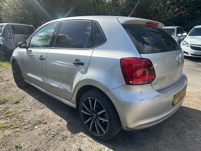 Used VW Polo S 70 HP (51 kW) 2010 Silver Hatchback