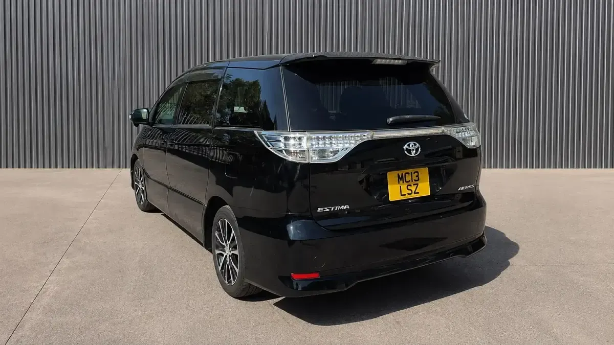 Used Toyota Estima 170 HP (125 kW) 2013 Black MPV
