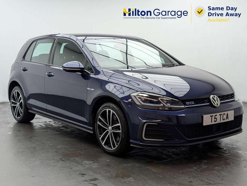 Used VW Golf VII GTE 204 HP (150 kW) 2018 Blue Hatchback