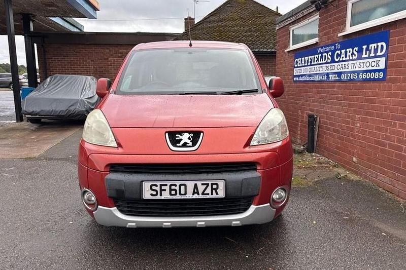 Red Used 2010 Peugeot Partner Tepee S MPV | £3,990 (Fair price) - Image 1/1