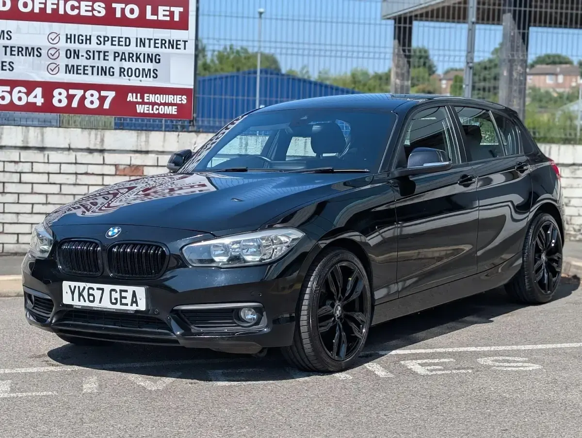 Used BMW 118 Impressive 2018 Black Hatchback