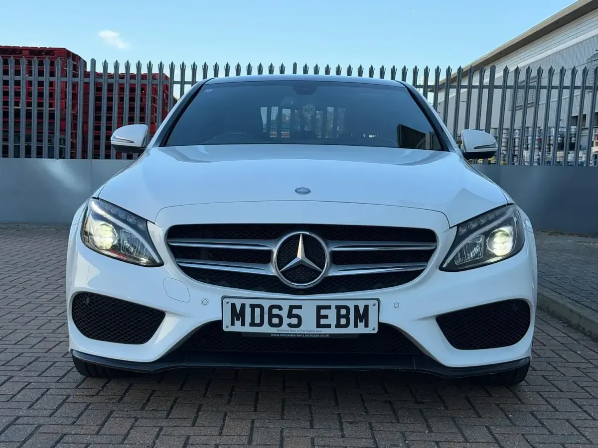 Used Mercedes C220 AMG line 2016 White Sedan