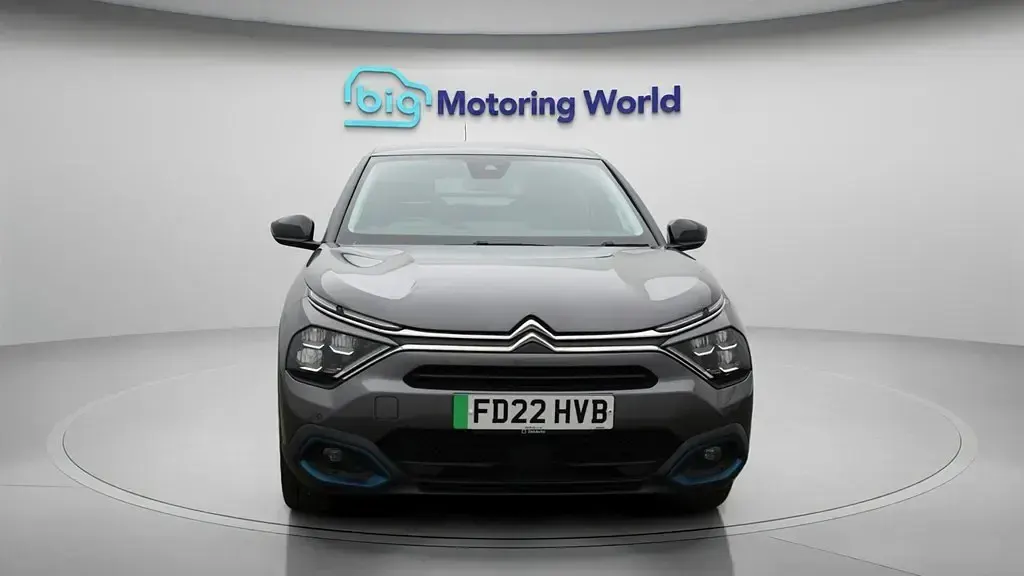 Usado Citroën e-C4 Shine 100 kW (136 HP) 2022 Citadino