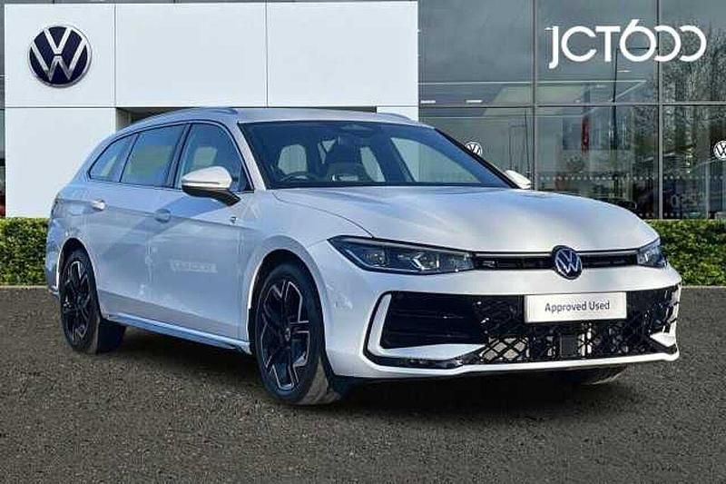 Used VW Passat 150 HP (110 kW) 2025 Estate