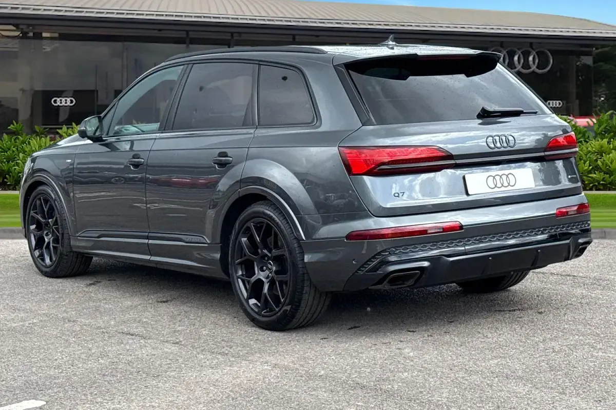 New Audi Q7 Black Edition 2026 Grey SUV