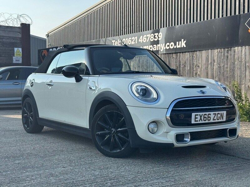 White Used 2016 Mini Cooper S Cabriolet Cabriolet | £12,400 (Fair price) - Image 1/4