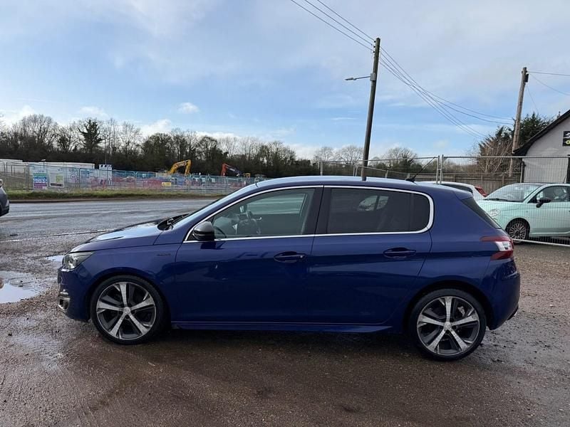 Used Peugeot 308 GT-line 115 HP (84 kW) 2015 Blue Hatchback