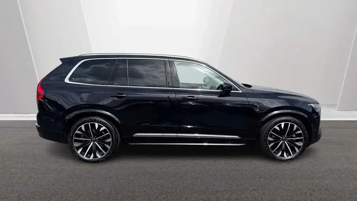 Used Volvo XC90 Ultra 455 HP (334 kW) 2025 Black SUV