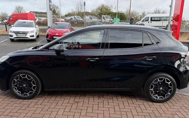 New MG MG4 EV 117 kW (160 HP) 2026 Hatchback