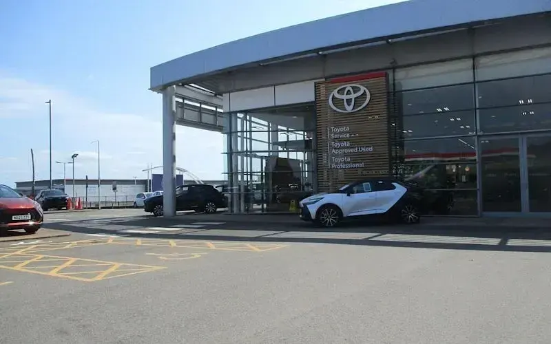 Used Toyota Yaris Hybrid 101 HP (74 kW) 2019 Hatchback