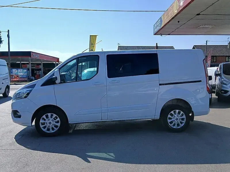 Used Ford 300 Limited 2022 White Van