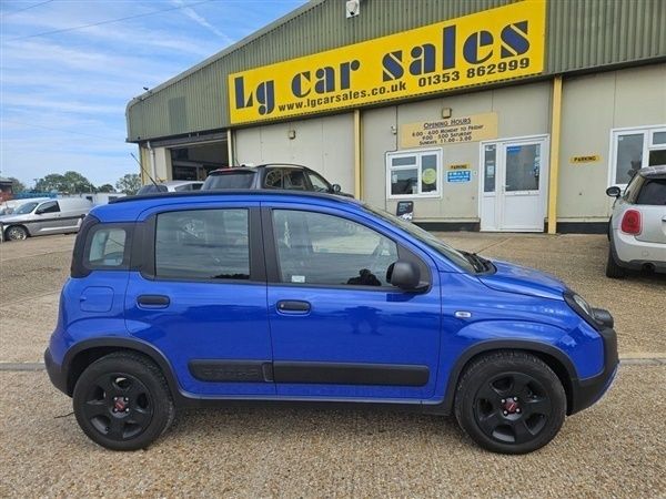 Blue Used 2018 Fiat Panda Hatchback | £7,995 (Fair price) - Image 1/1