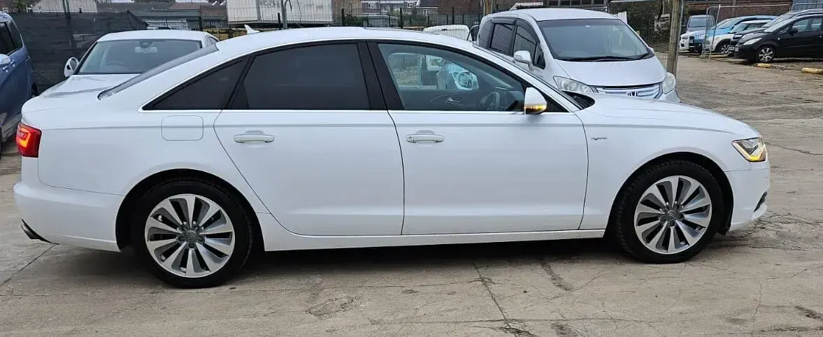 Used Audi A6 Comfort 248 HP (182 kW) 2025 White Sedan