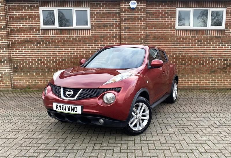 Used Nissan Juke Tekna 2011 Red SUV