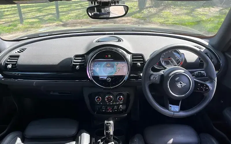 Used Mini Cooper Clubman Exclusive 136 HP (100 kW) 2022 Black Estate