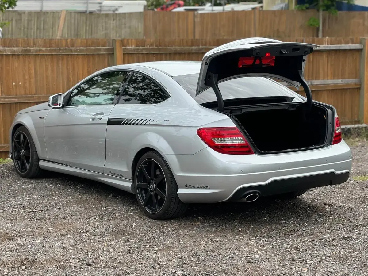 Usado Mercedes C250 AMG 2012 Prateado Coupé