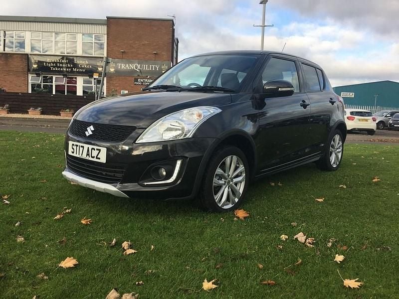 Used Suzuki Swift SZ4 90 HP (66 kW) 2017 Black Hatchback