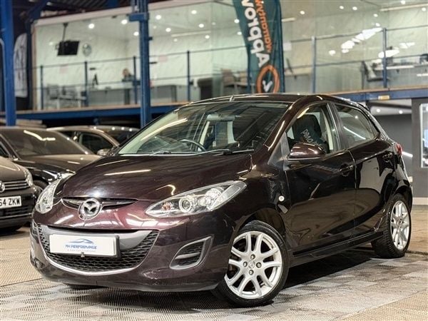 Red Used 2011 Mazda 2 Hatchback | £2,699 (Fair price) - Image 1/1