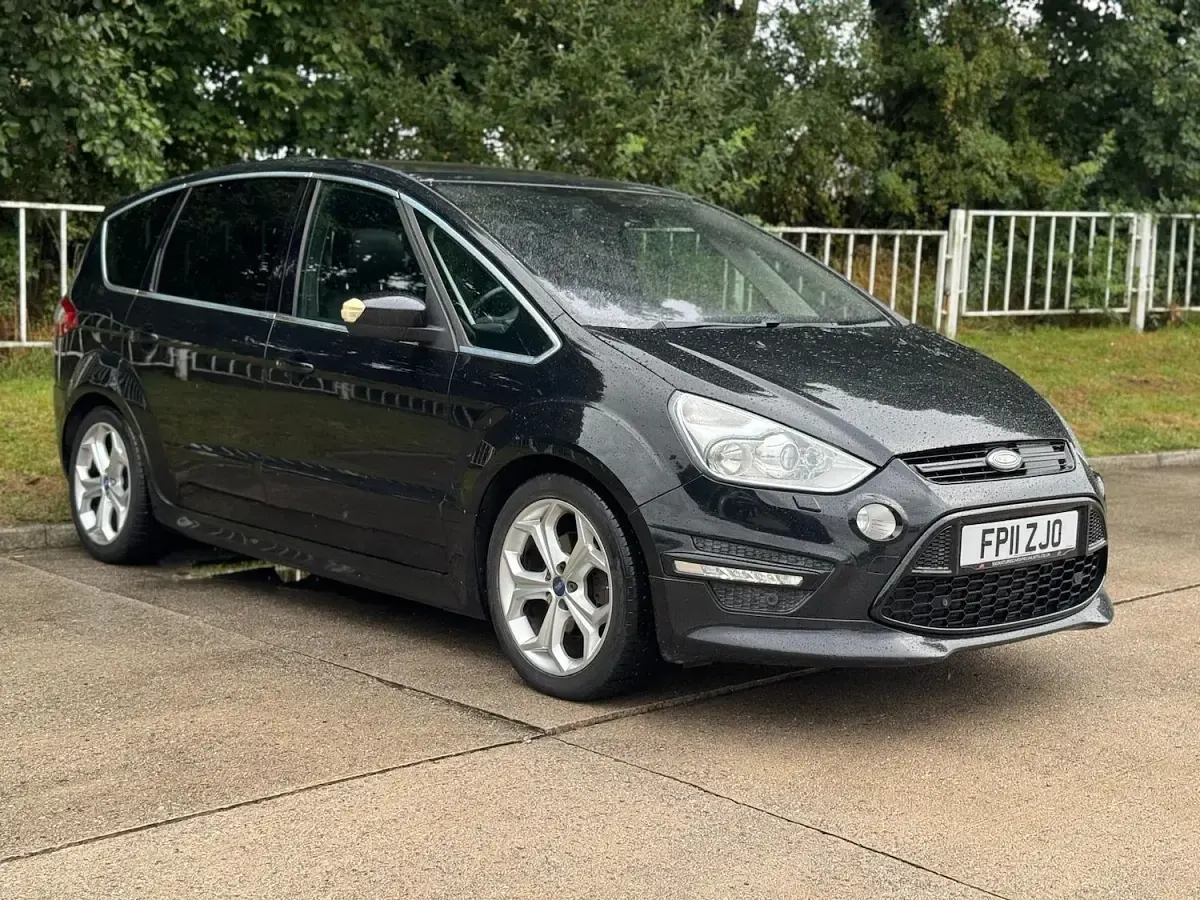Used Ford S-MAX Titanium X 200 HP (147 kW) 2011 Black MPV