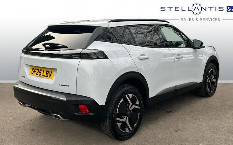 Used Peugeot 2008 Allure 137 HP (100 kW) 2024 White SUV