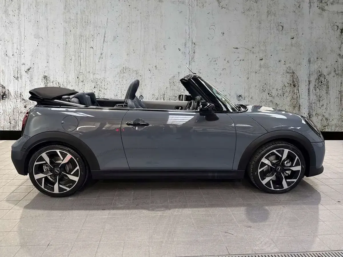 Usado Mini Cooper Cabriolet Exclusive 2025 Cinzento Cabrios