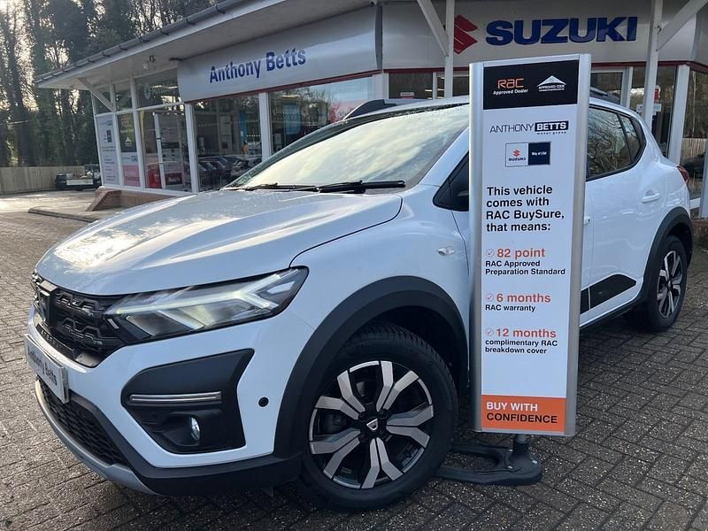 White Used 2021 Dacia Sandero Prestige Hatchback | £11,099 (A bit pricey) - Image 1/3