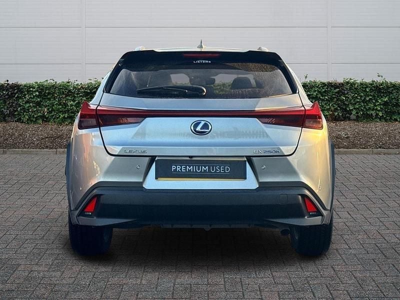 Silver Used 2019 Lexus UX 250h SUV | £22,473 (Fair price) - Image 1/1