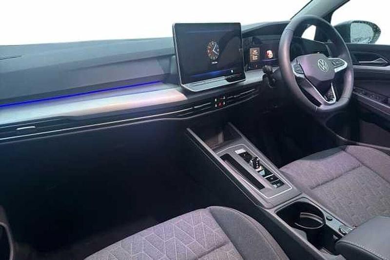 Used VW Golf VIII 200 HP (147 kW) 2025