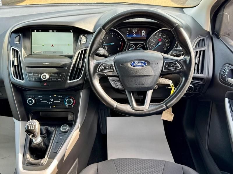 Used Ford Focus Zetec 95 HP (69 kW) 2018 Black Hatchback