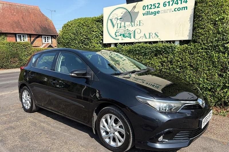 Used 2016 Toyota Auris | £9,495 (Fair price) - Image 1/1