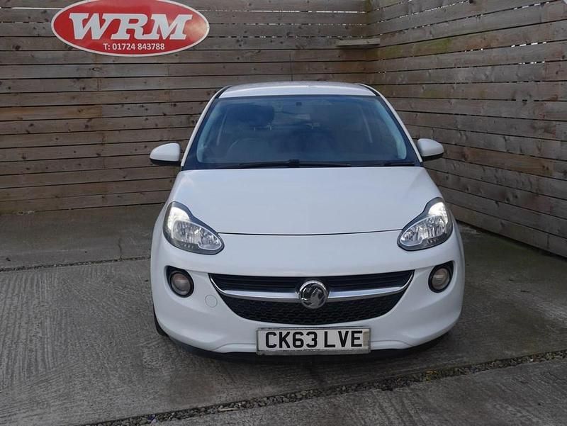 Used Vauxhall Adam Jam 87 HP (63 kW) 2014 White Hatchback