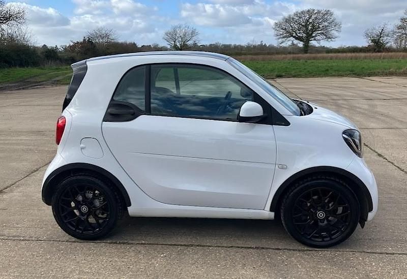 Used Smart ForTwo Coupé 2016 White Coupe