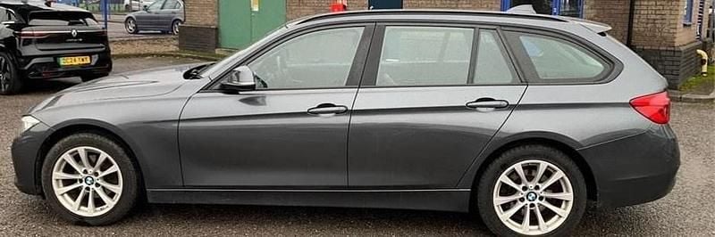 Used BMW 320 Efficient Dynamics 2017 Mineral grey Estate