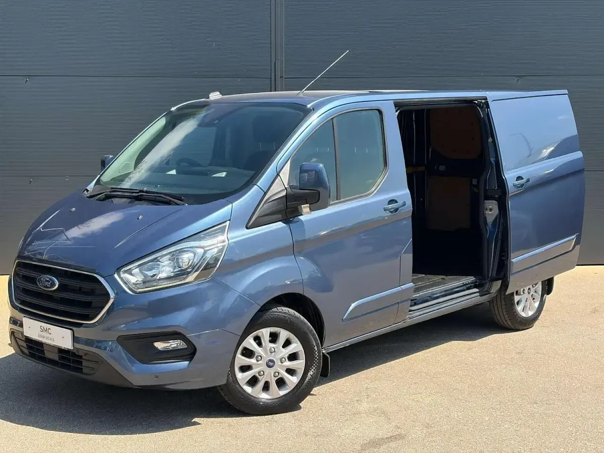 Used Ford Transit Custom Limited 170 HP (125 kW) 2022 Blue Van
