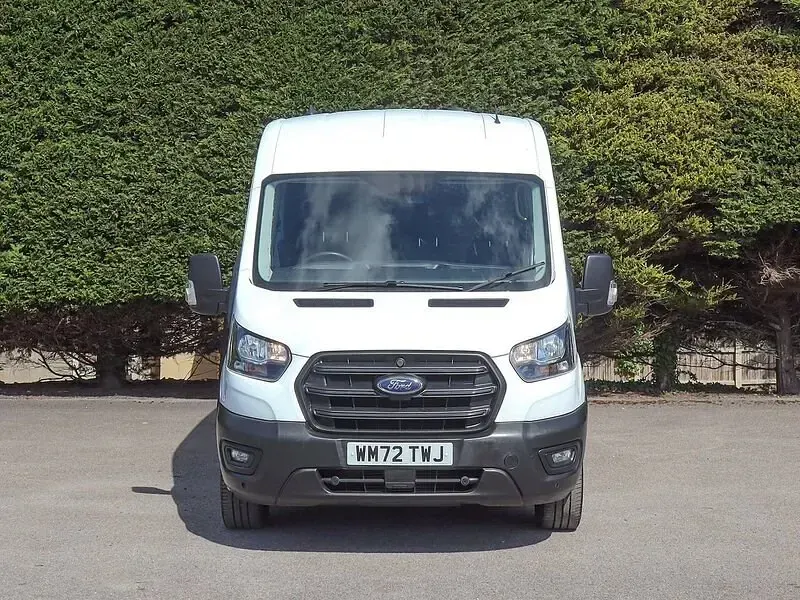 Second-hand Ford Transit 130 CP (95 kW) 2023 Alb Van