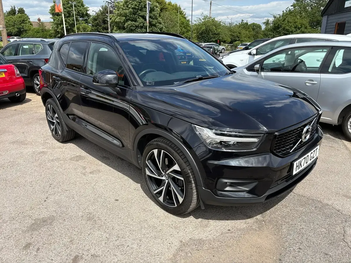 Used Volvo XC40 R-Design Pro 2020 Black SUV