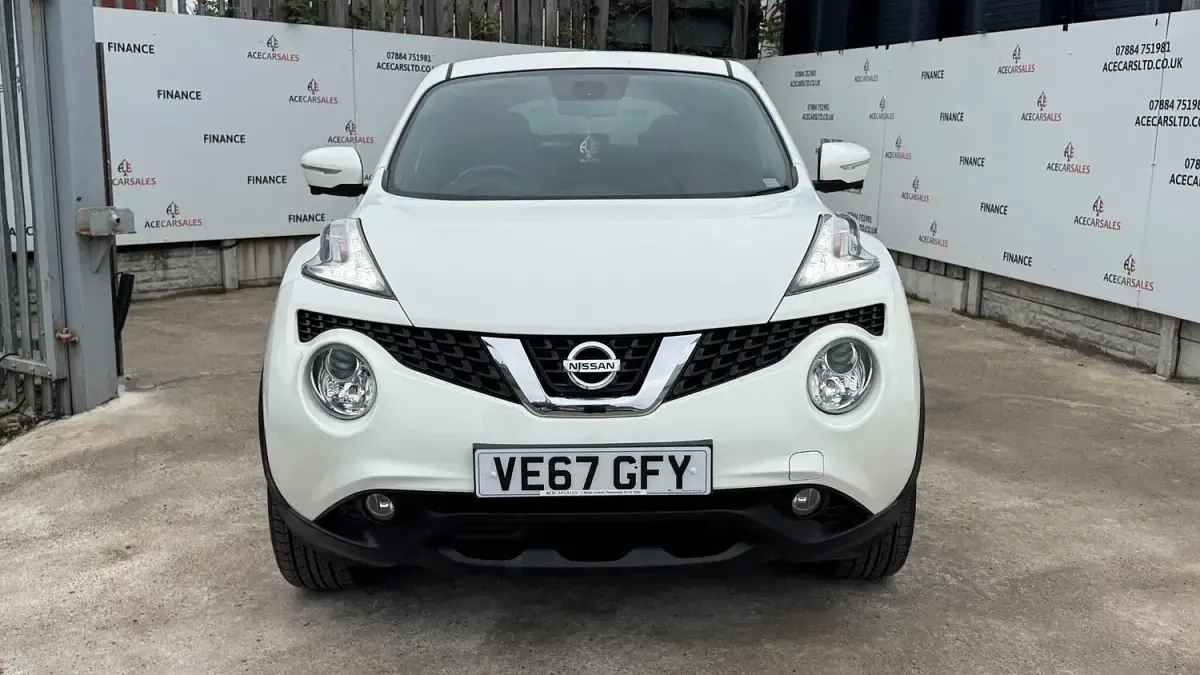 Used Nissan Juke Tekna 115 HP (84 kW) 2017 White SUV