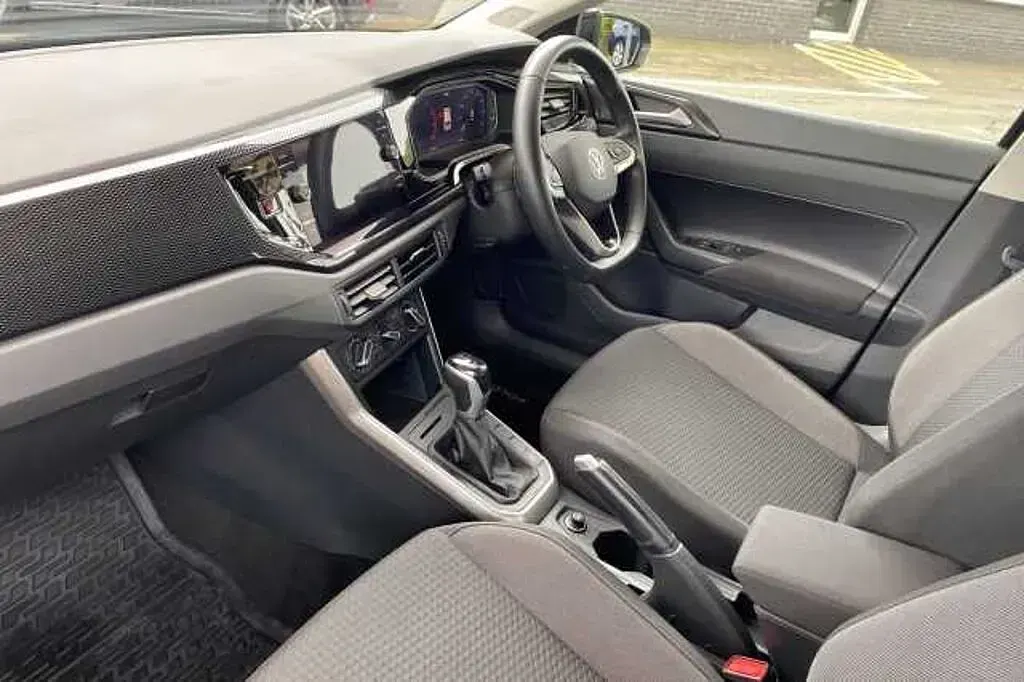 Used VW Polo Life 95 HP (69 kW) 2022 Grey Hatchback