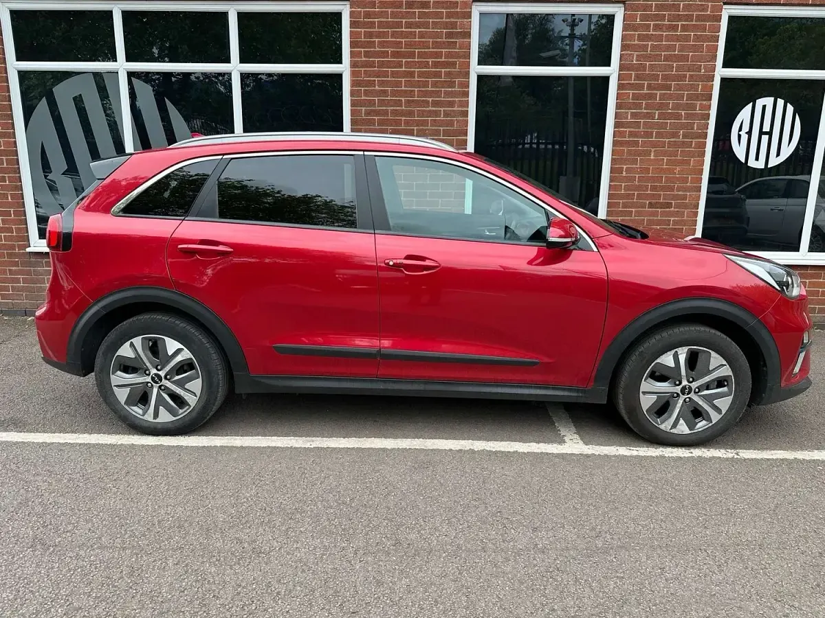 Used Kia e-Niro 2022 Red SUV