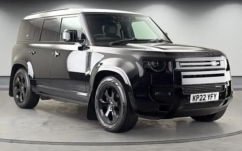 Usado Land Rover Defender HSE Dynamic 249 HP (183 kW) 2025 SUV