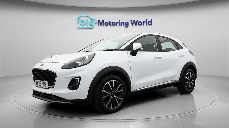 Used Ford Puma Titanium 155 HP (114 kW) 2023 White SUV