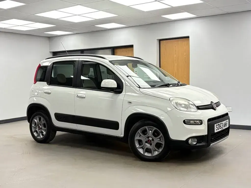 Used Fiat Panda 4x4 S 75 HP (55 kW) 2013 White Hatchback