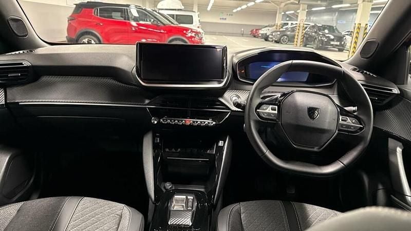 Used Peugeot e-2008 Allure 98 kW (134 HP) 2025 Red SUV