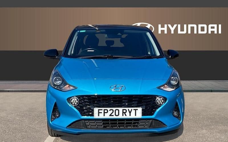 Used Hyundai i10 Premium 84 HP (61 kW) 2023 Hatchback